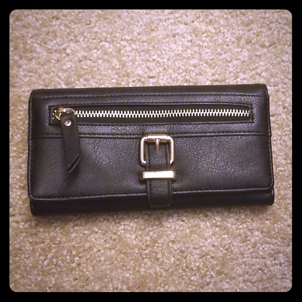 Black wallet